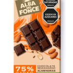 Chocolate amargo al 75% con almendras.